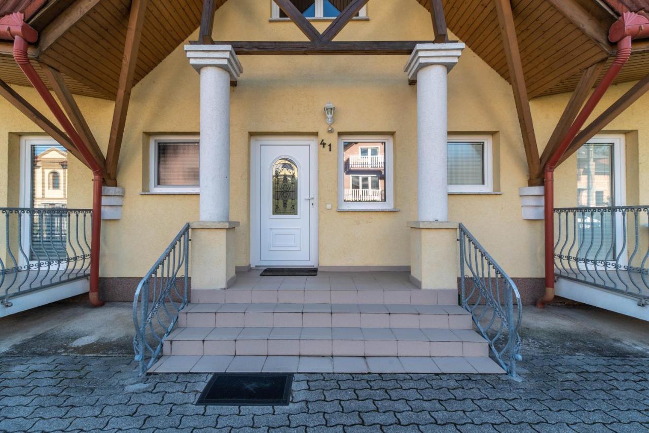 Lena Apartman Héviz Zewnętrze zdjęcie